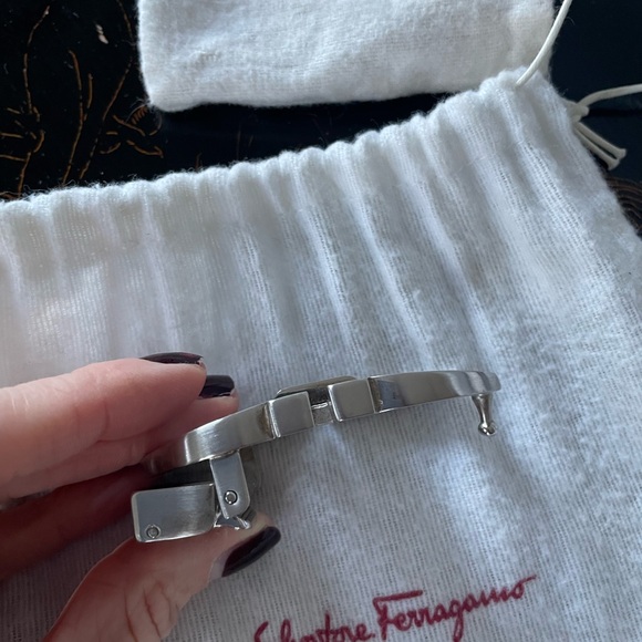 Ferragamo Belt Buckle - Picture 9 of 9